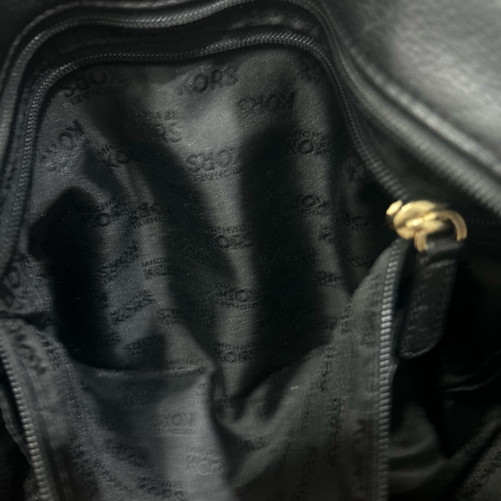 MICHAEL Michael Kors Black Leather Tote Bag - Picture 4 of 13